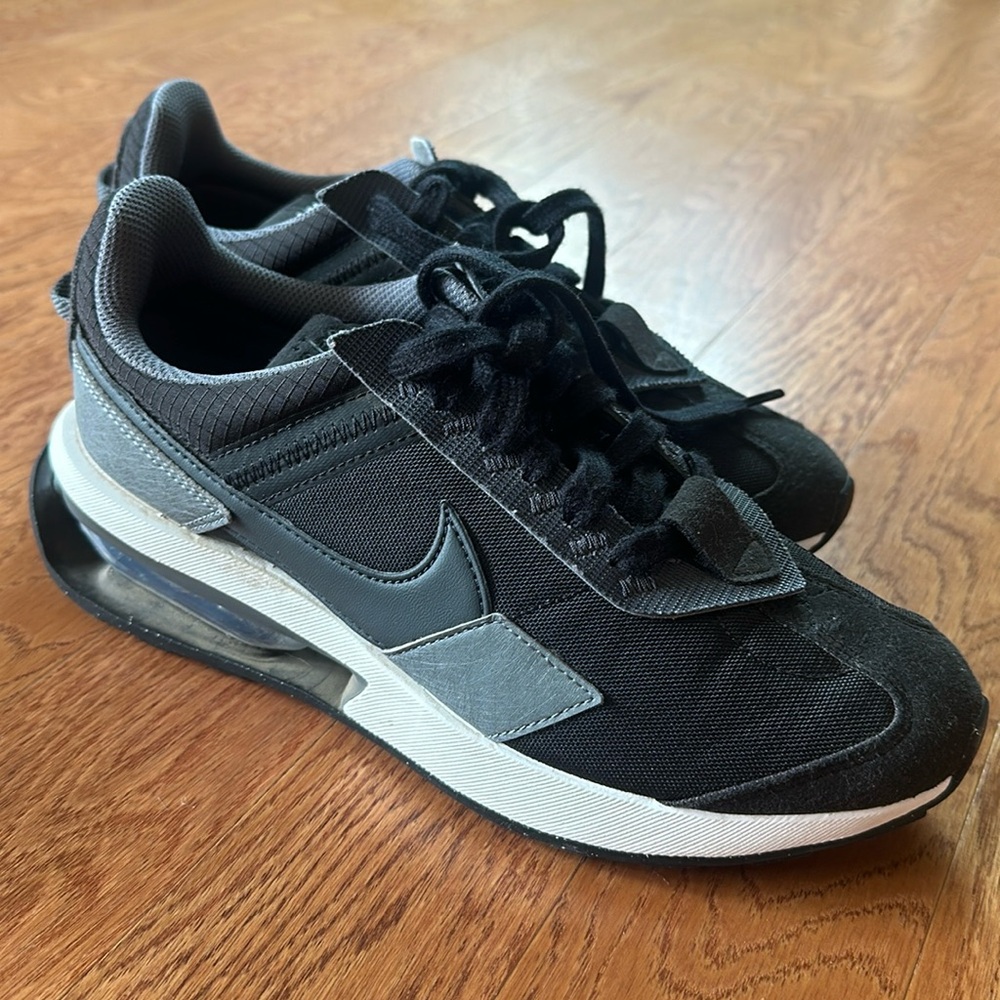 Nike Air Max Pre-Day